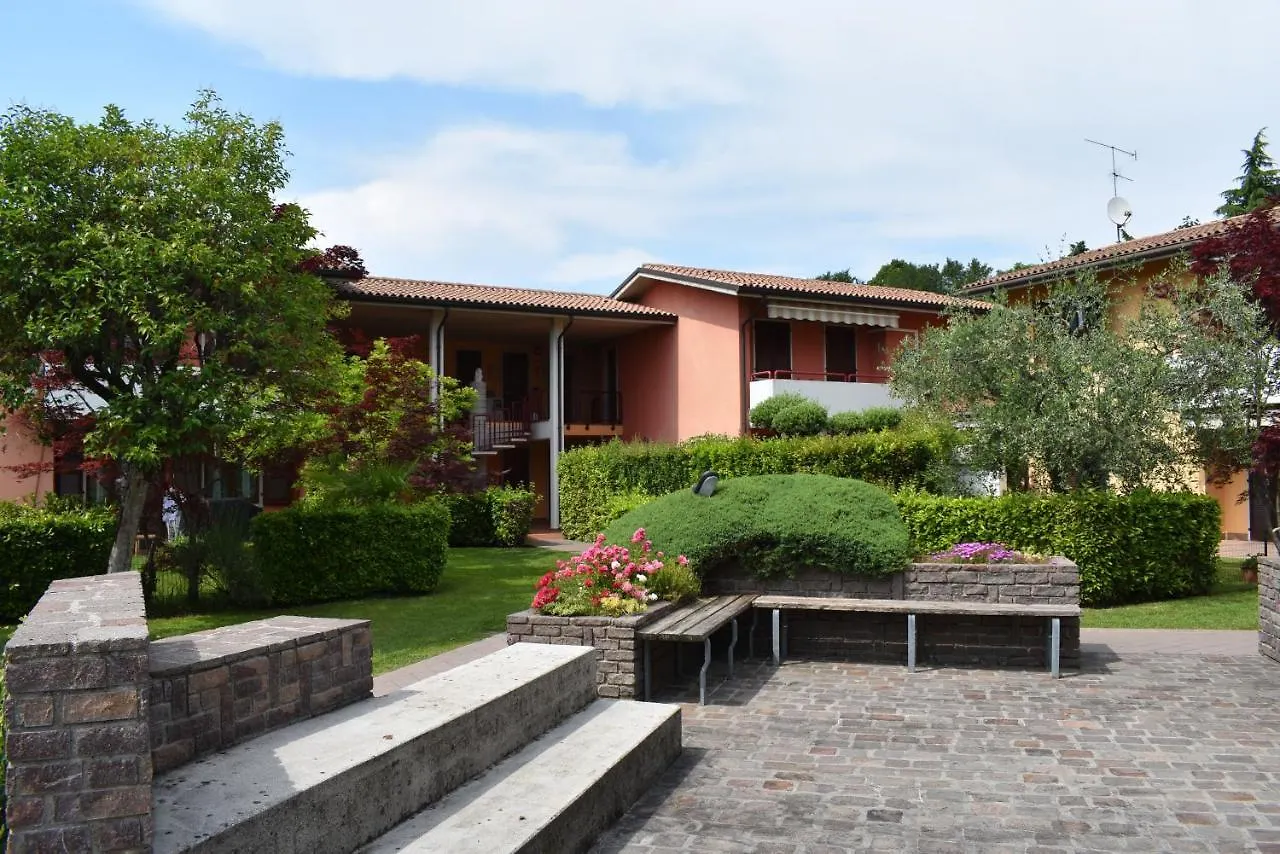 Appartment Le Tende - Pool,Family- Friendly, Tv, Wlan Colà アパート